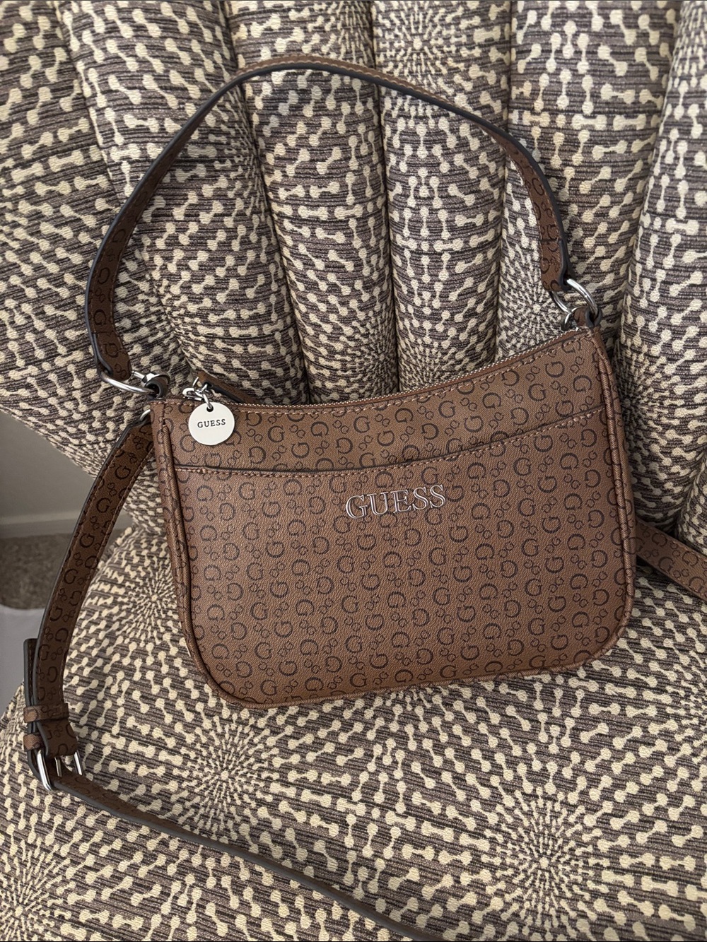 Guess Brown Shoulder Crossbody Bag Like New Detachable Adjustable Strap